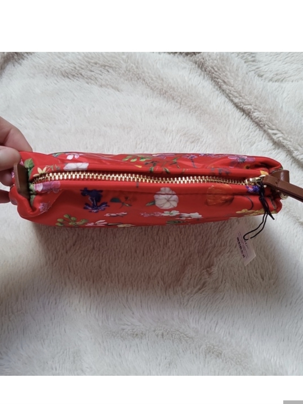 Indigo Red Floral Nylon Medium Zippered Pouch, New With Tags - Picture 4 of 9